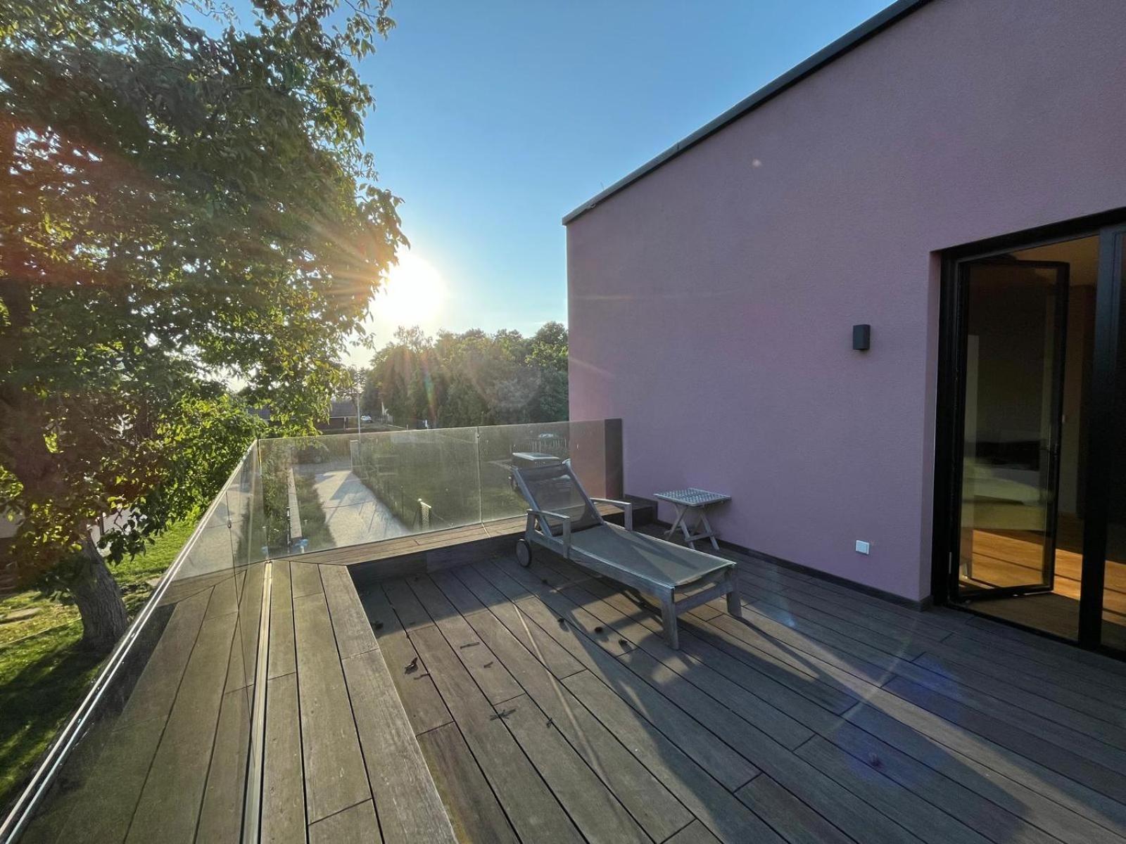 Villa Rose Close To Vienna & Airport Maria Ellend Extérieur photo