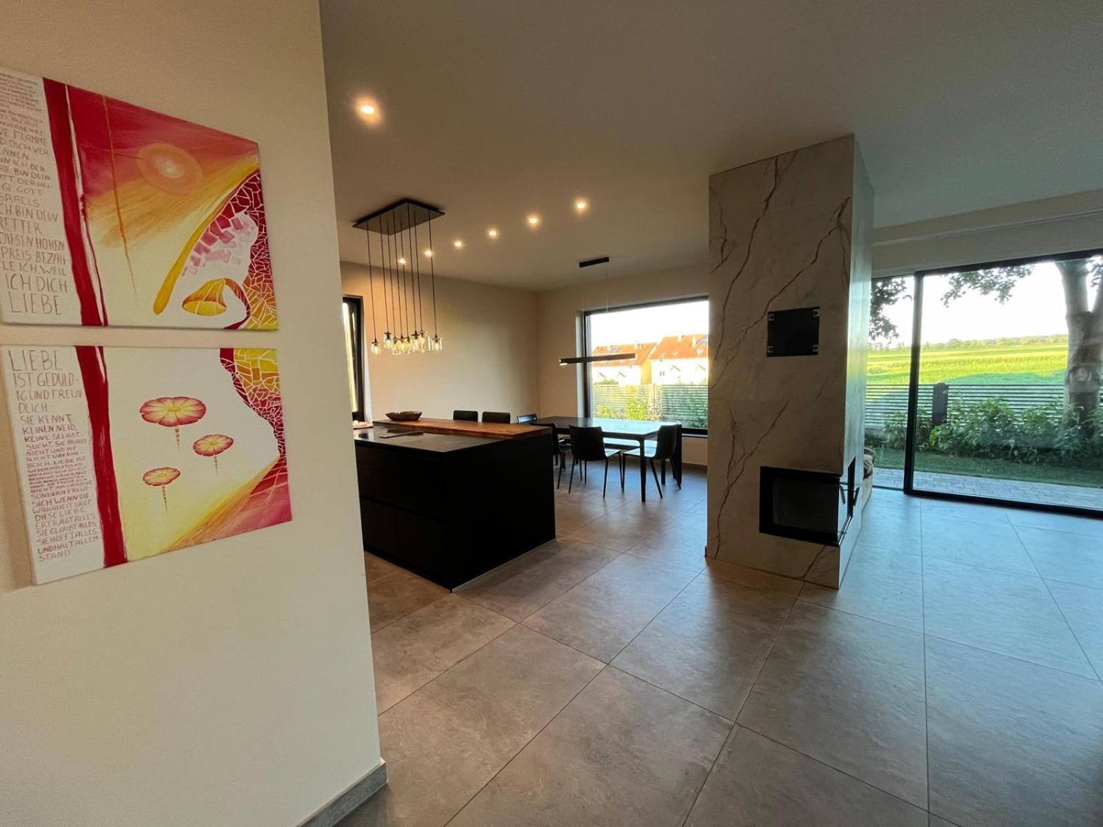 Villa Rose Close To Vienna & Airport Maria Ellend Extérieur photo